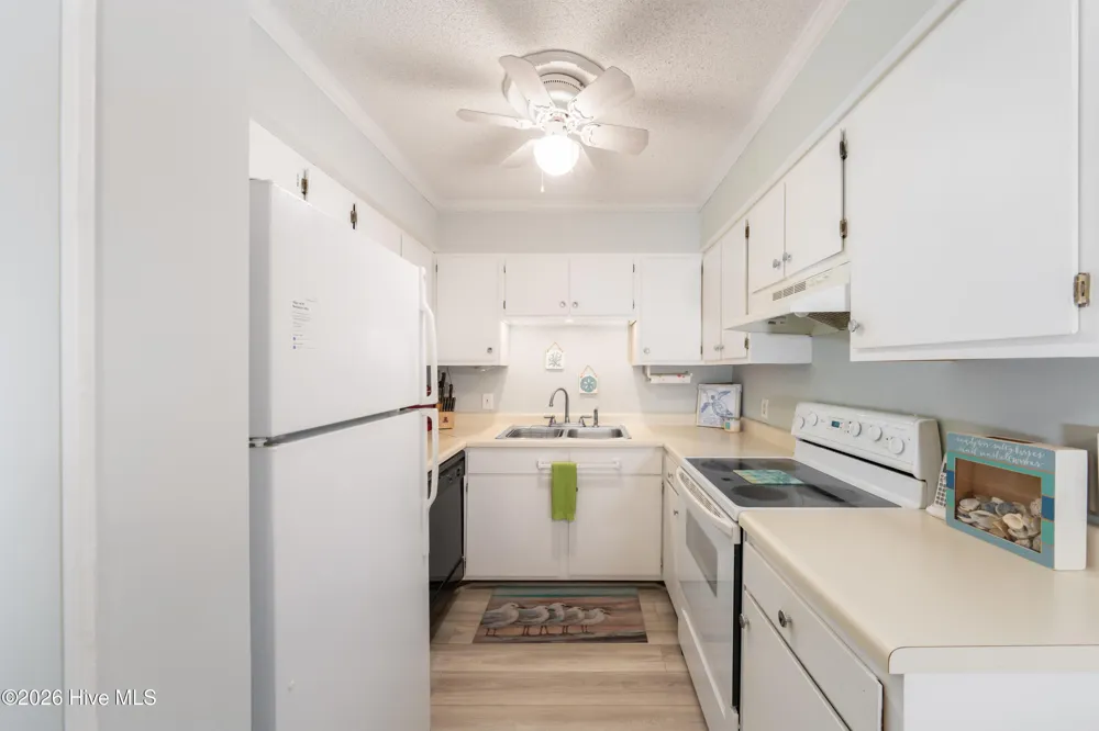 1004 Carolina Beach Avenue S #A4 Carolina Beach, NC 28428