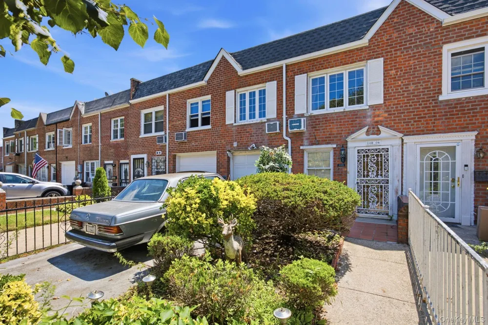 100-06 133rd Avenue Ozone Park, NY 11417