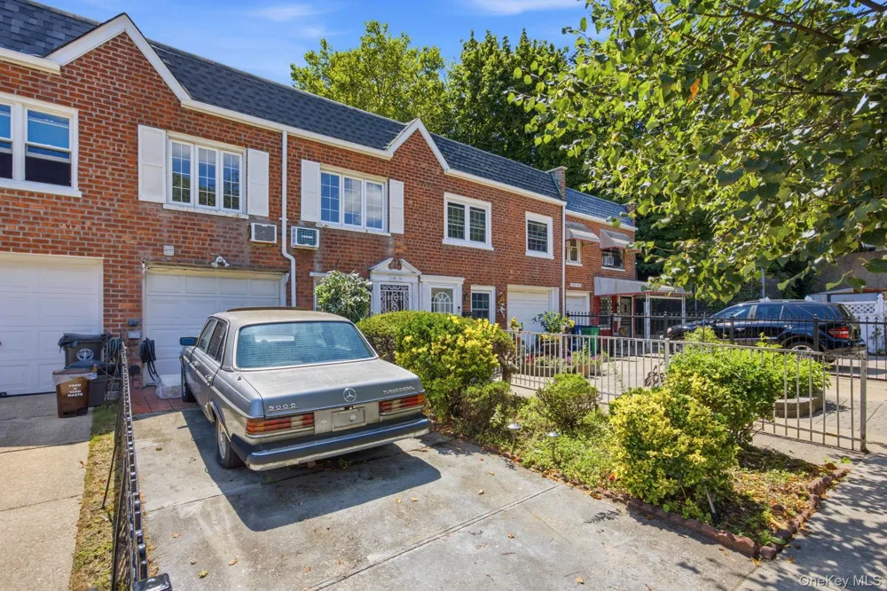 100-06 133rd Avenue Ozone Park, NY 11417