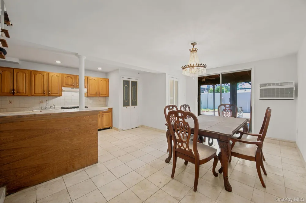 100-06 133rd Avenue Ozone Park, NY 11417