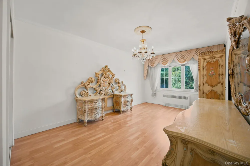100-06 133rd Avenue Ozone Park, NY 11417