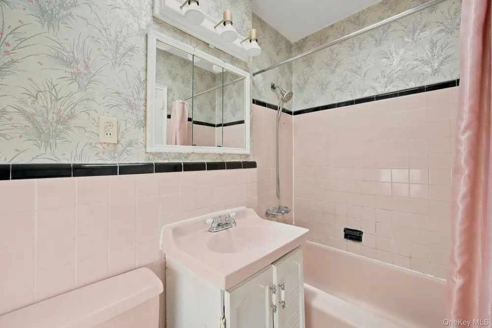 100-06 133rd Avenue Ozone Park, NY 11417
