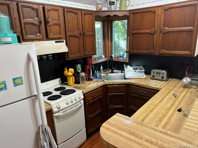 86 Gerard Walk Cherry Grove, NY 11782