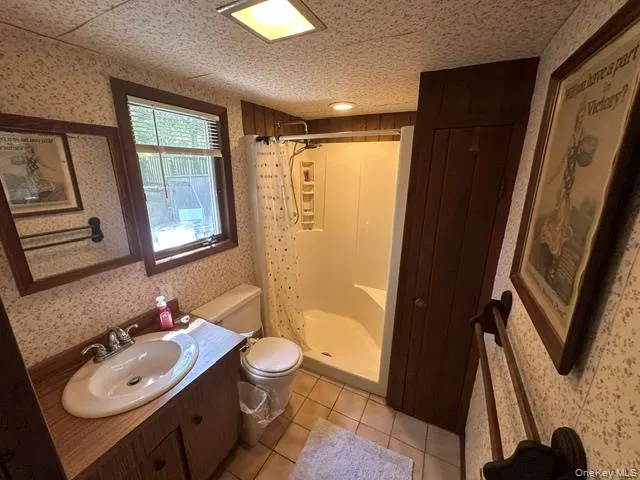 86 Gerard Walk Cherry Grove, NY 11782