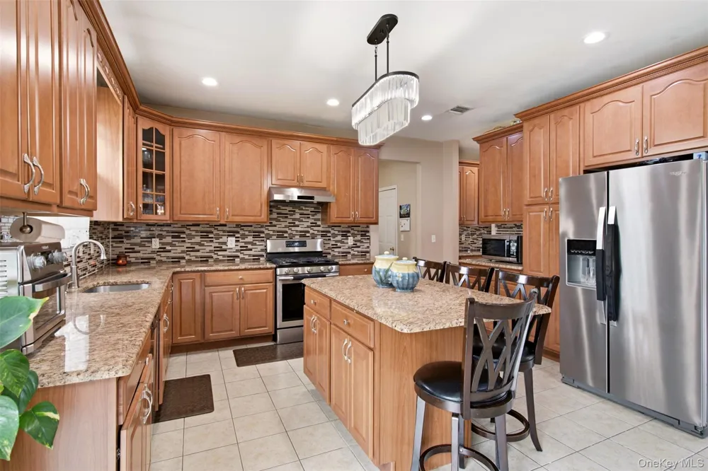 2 Sherwood Drive Shoreham, NY 11786
