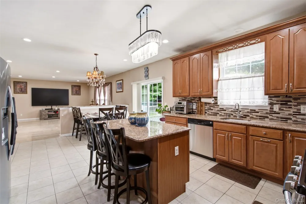 2 Sherwood Drive Shoreham, NY 11786