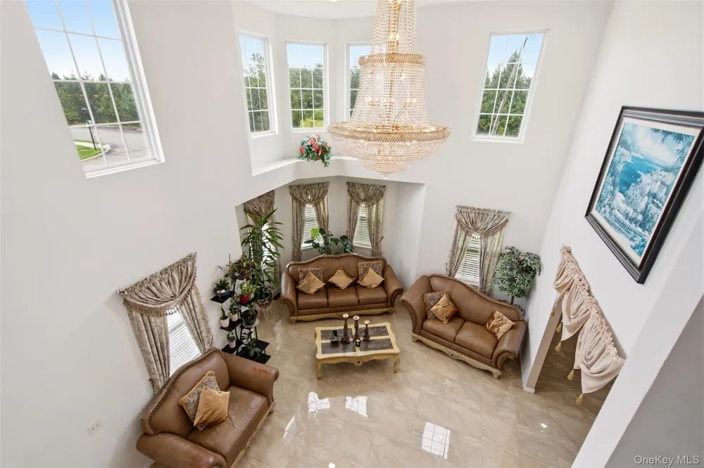 2 Sherwood Drive Shoreham, NY 11786