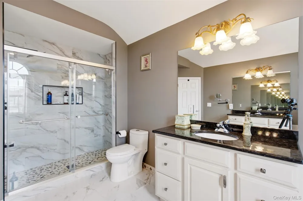 2 Sherwood Drive Shoreham, NY 11786