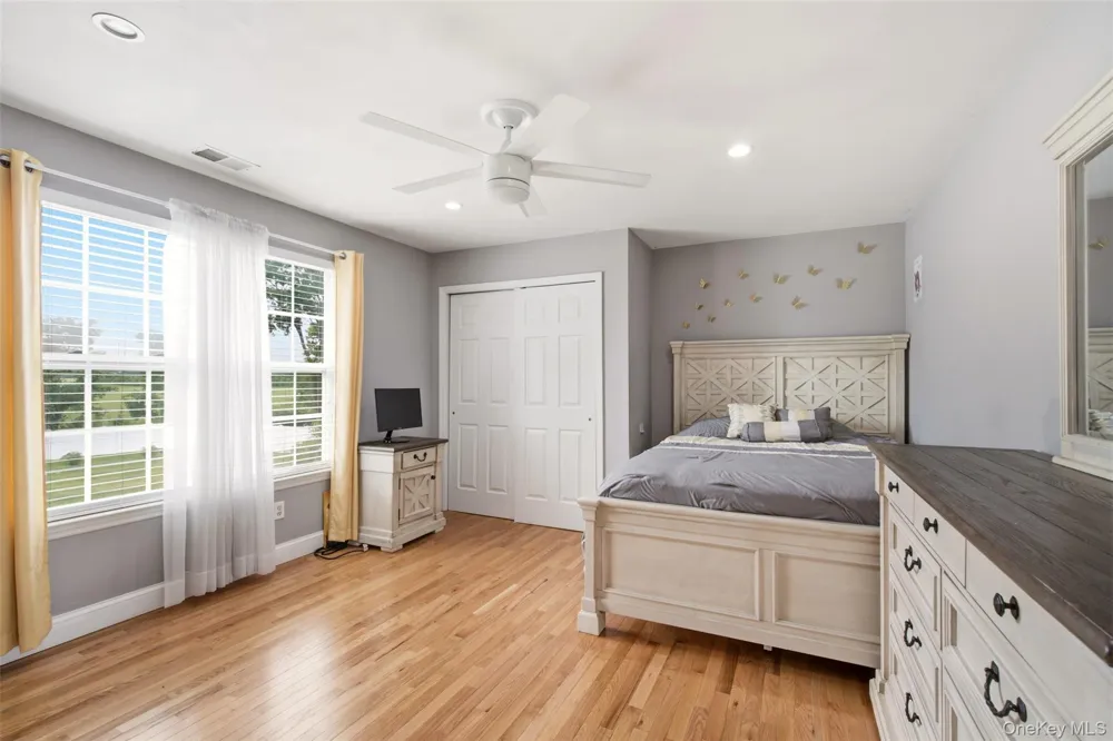 2 Sherwood Drive Shoreham, NY 11786