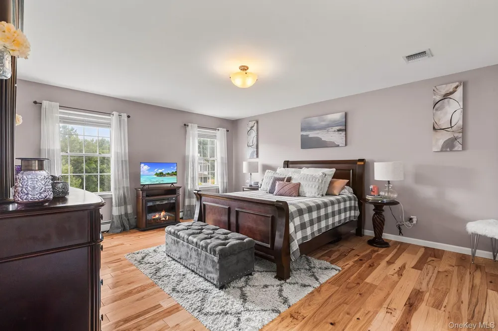 6 Apple Lane Highland, NY 12528