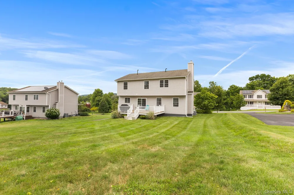 6 Apple Lane Highland, NY 12528