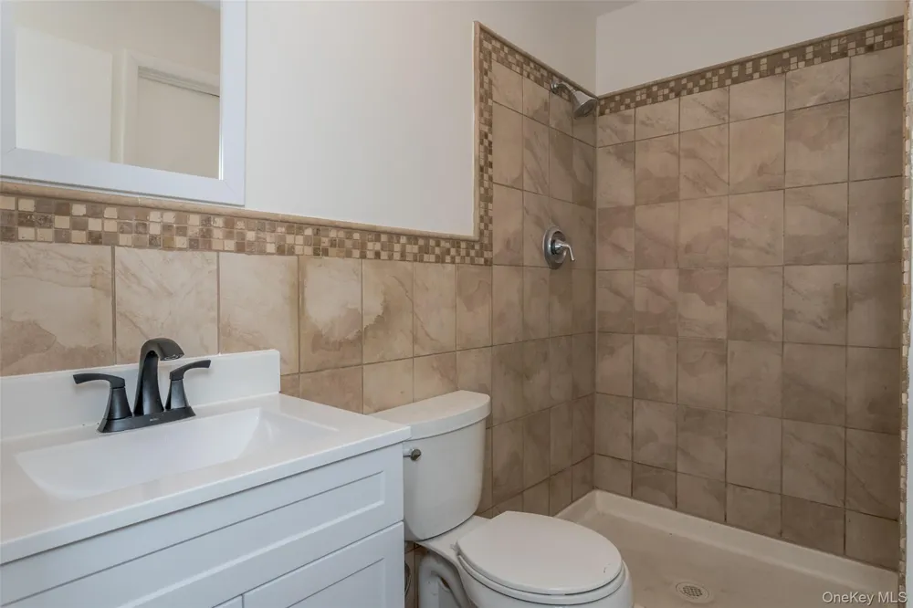 2113 Whispering Hills Chester, NY 10918