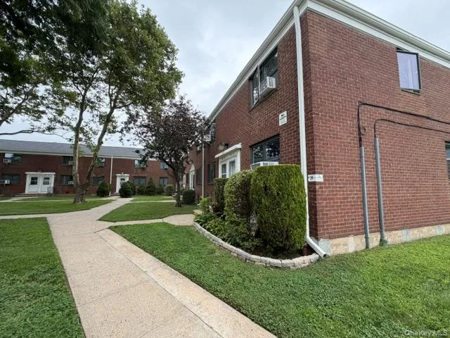 69-29 218th Street #Lower Bayside, NY 11364