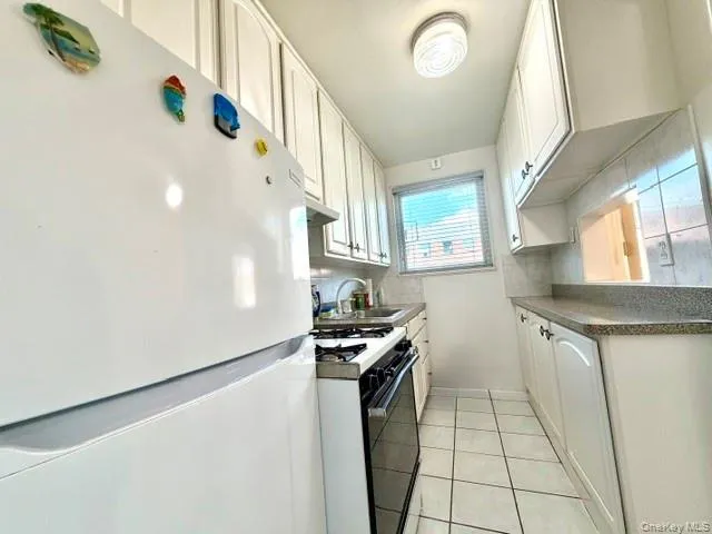 69-29 218th Street #Lower Bayside, NY 11364