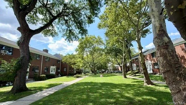 69-29 218th Street #Lower Bayside, NY 11364