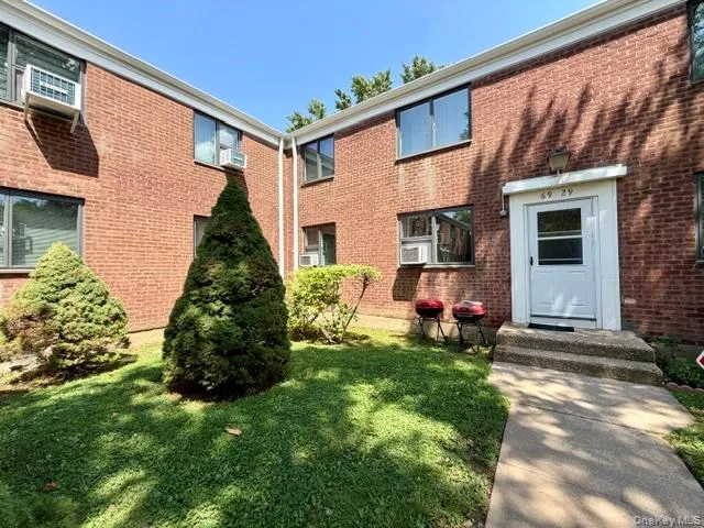 69-29 218th Street #Lower Bayside, NY 11364