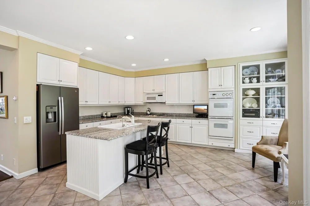 15 Doral Greens Drive E Rye Brook, NY 10573