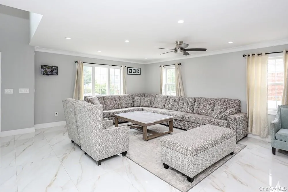 42 Celler Avenue New Hyde Park, NY 11540