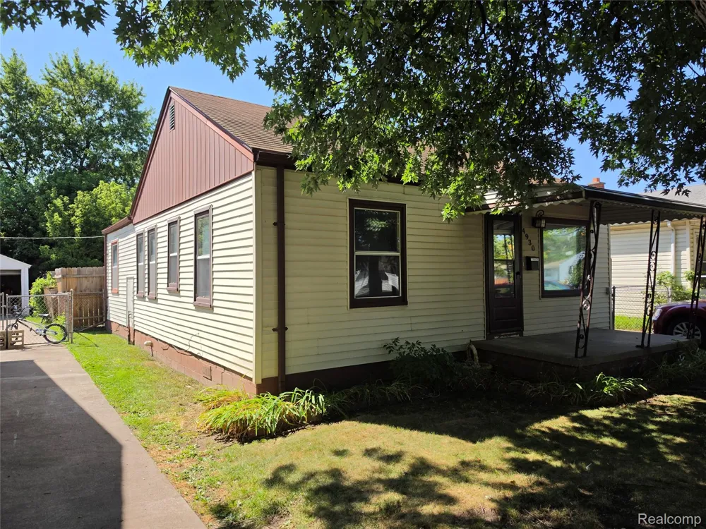 4930 Campbell Street Dearborn Heights City, MI 48125