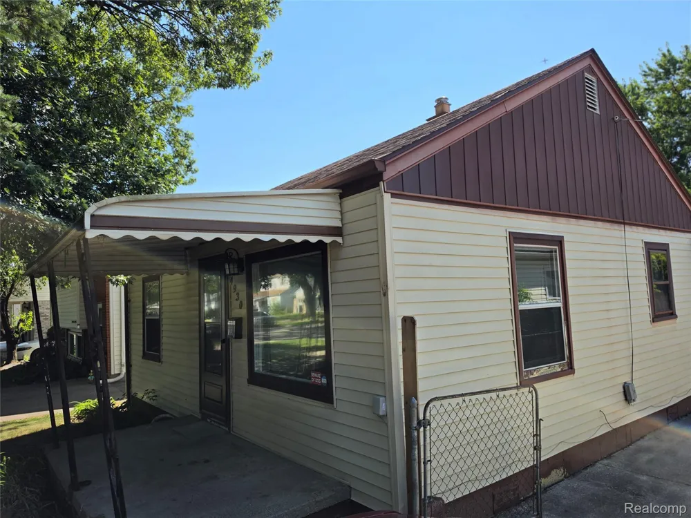 4930 Campbell Street Dearborn Heights City, MI 48125