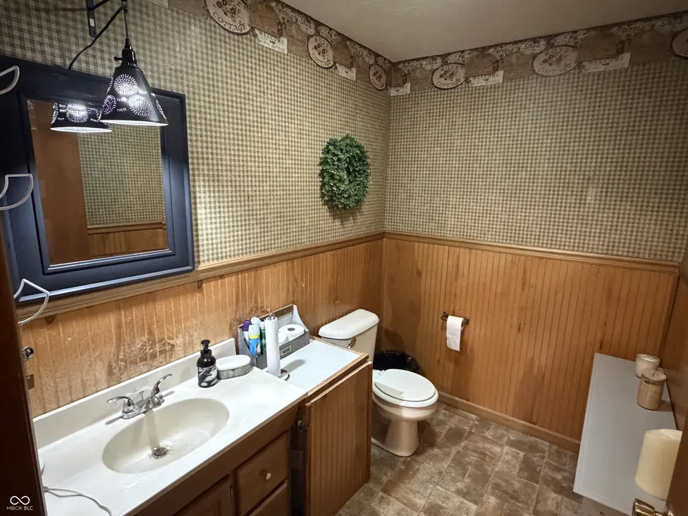 115 S Park Avenue Alexandria, IN 46001