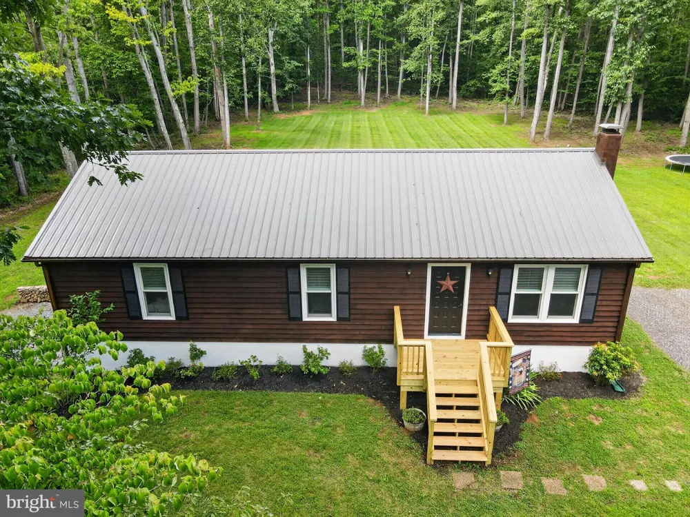 4055 NOVUM ROAD Reva, VA 22735