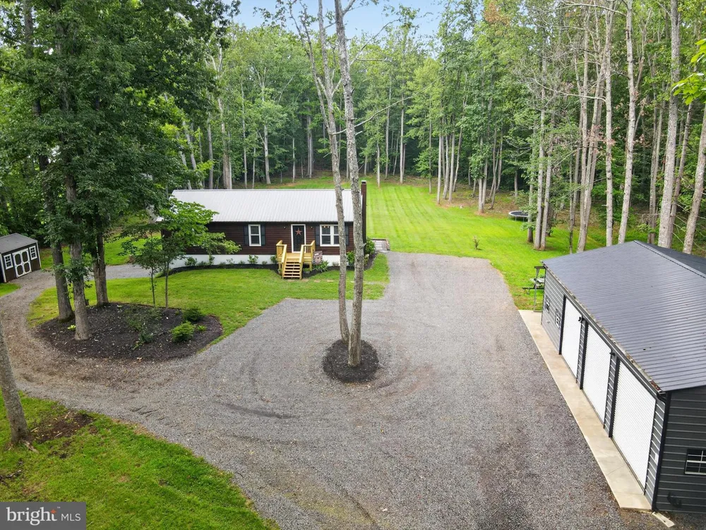 4055 NOVUM ROAD Reva, VA 22735