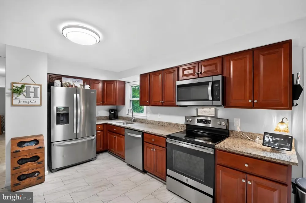 4055 NOVUM ROAD Reva, VA 22735