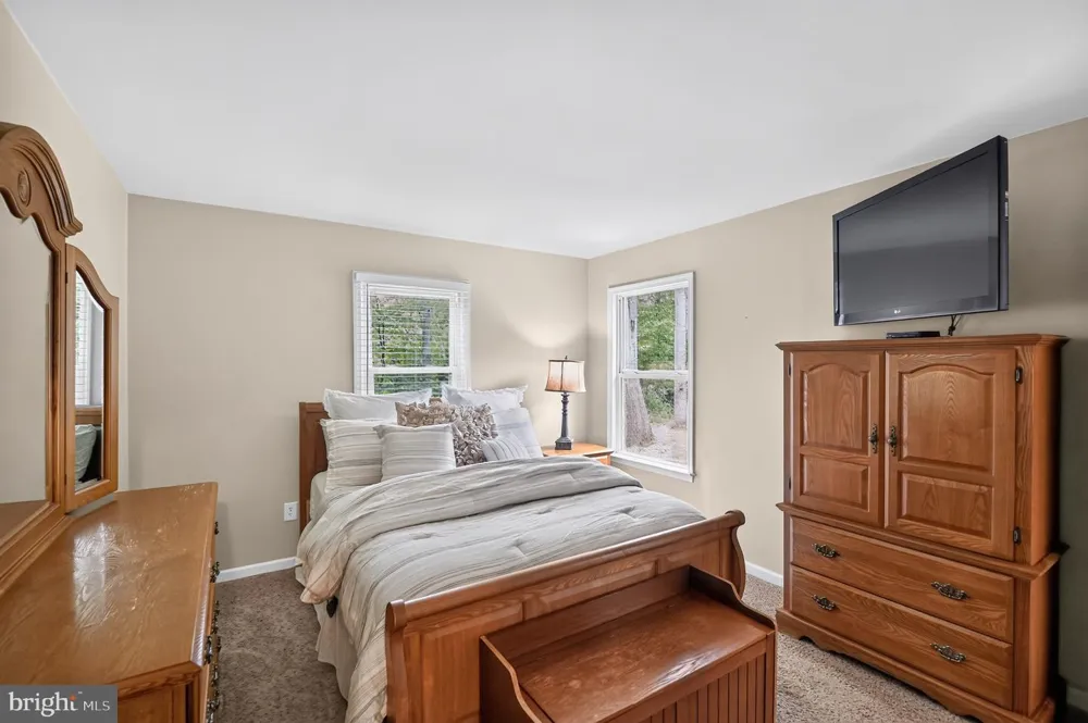 4055 NOVUM ROAD Reva, VA 22735