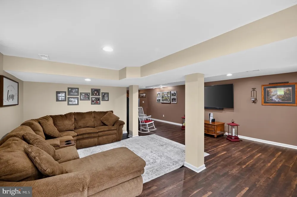 4055 NOVUM ROAD Reva, VA 22735