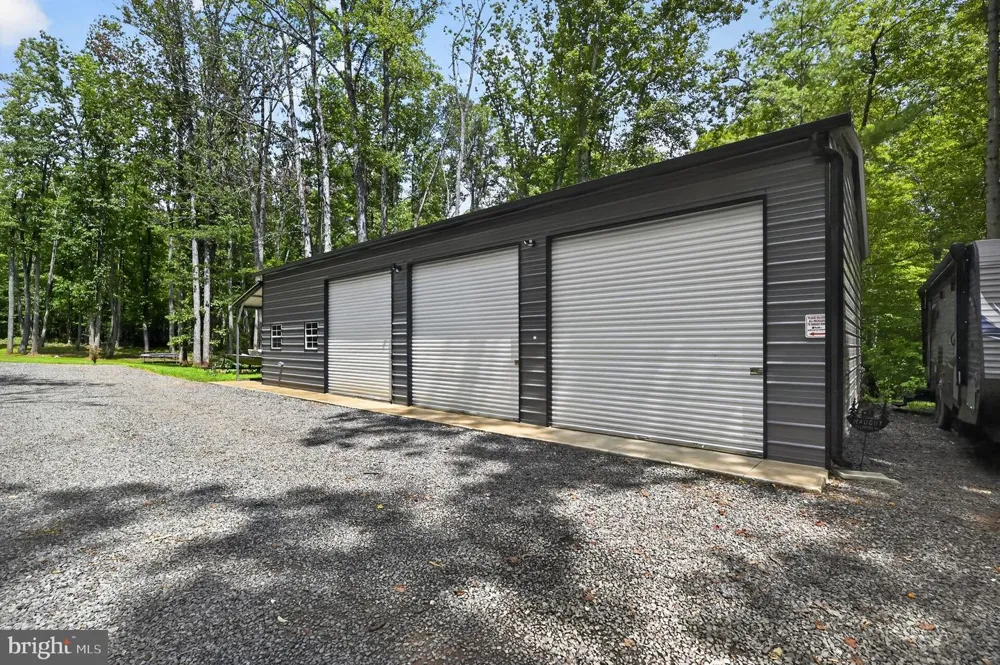 4055 NOVUM ROAD Reva, VA 22735