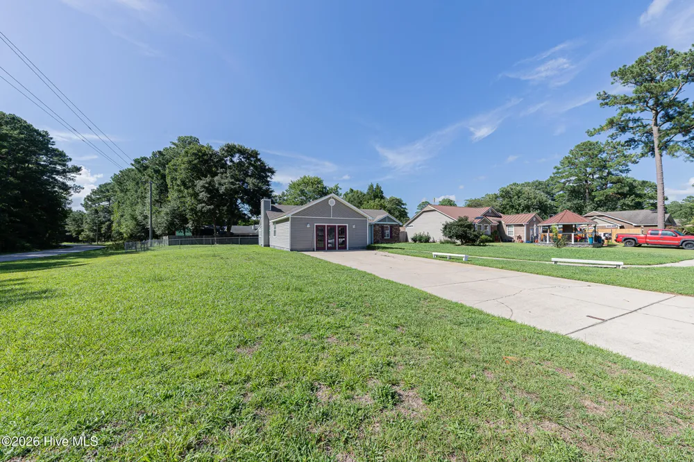 2601 Idlebrook Circle Midway Park, NC 28544