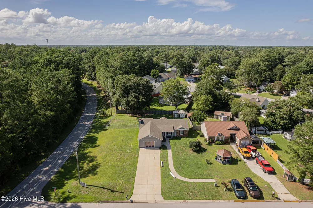 2601 Idlebrook Circle Midway Park, NC 28544