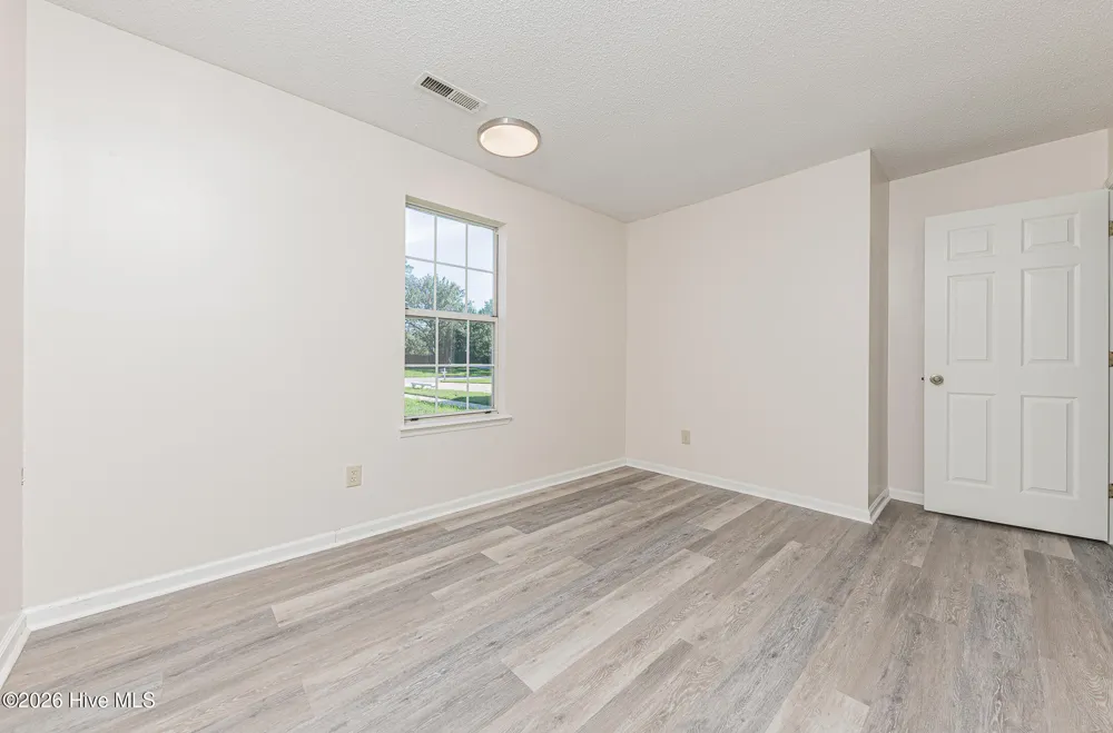 2601 Idlebrook Circle Midway Park, NC 28544