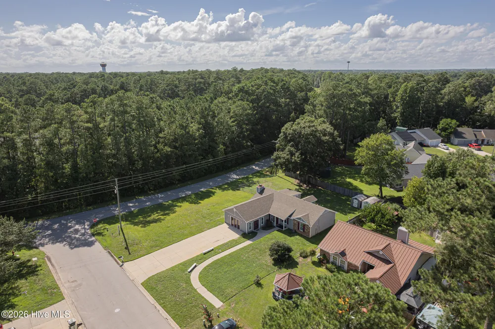 2601 Idlebrook Circle Midway Park, NC 28544