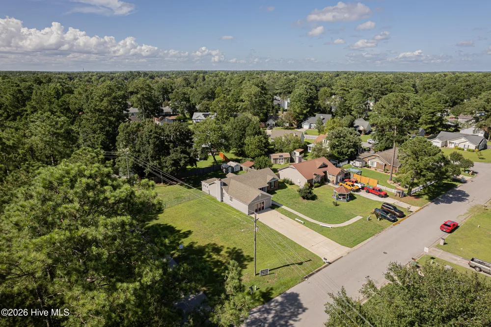 2601 Idlebrook Circle Midway Park, NC 28544