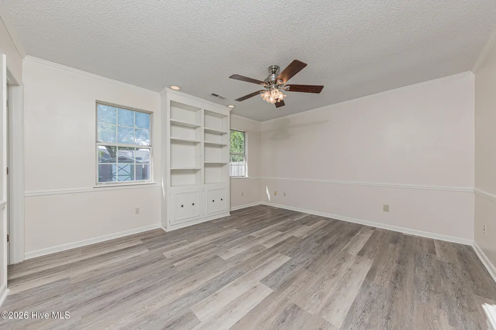 2601 Idlebrook Circle Midway Park, NC 28544