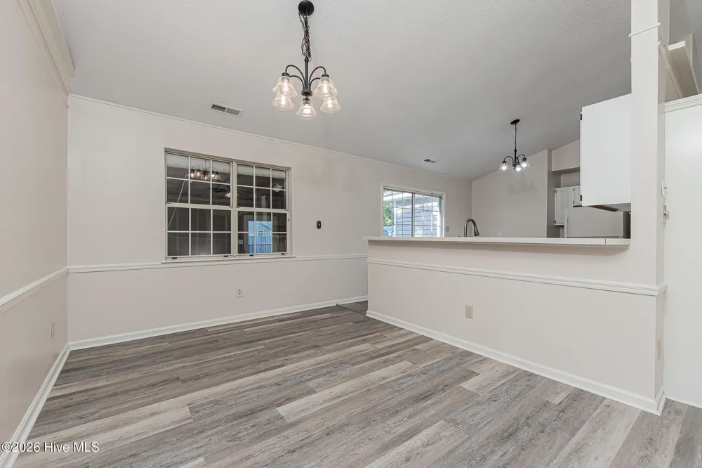 2601 Idlebrook Circle Midway Park, NC 28544