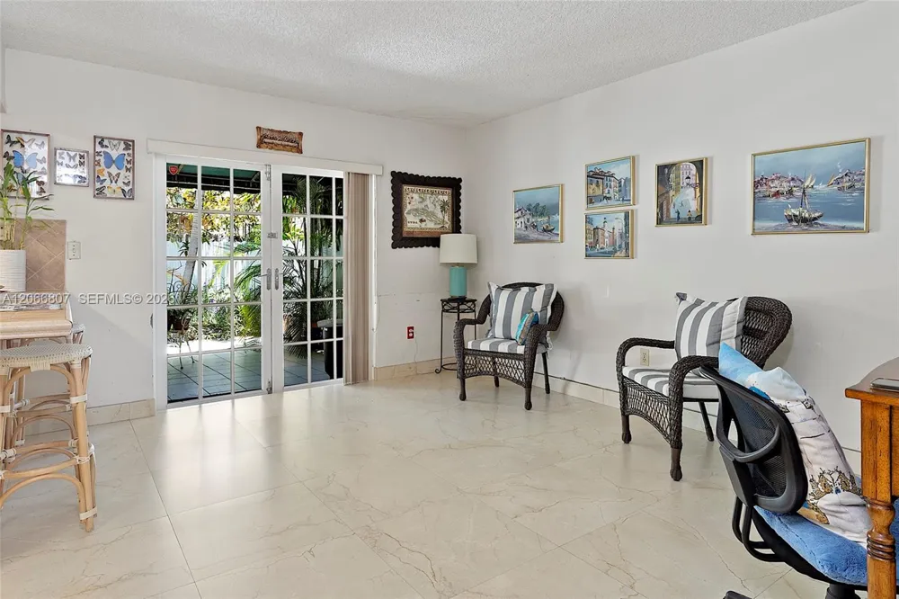 12055 SW 19th Ln #227 Miami, FL 33175