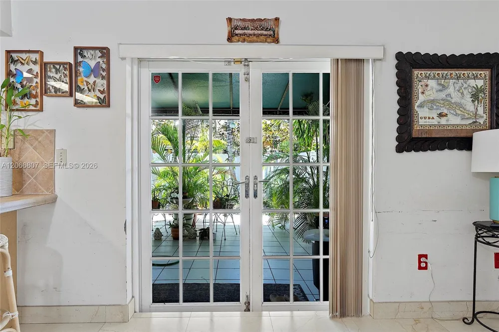 12055 SW 19th Ln #227 Miami, FL 33175