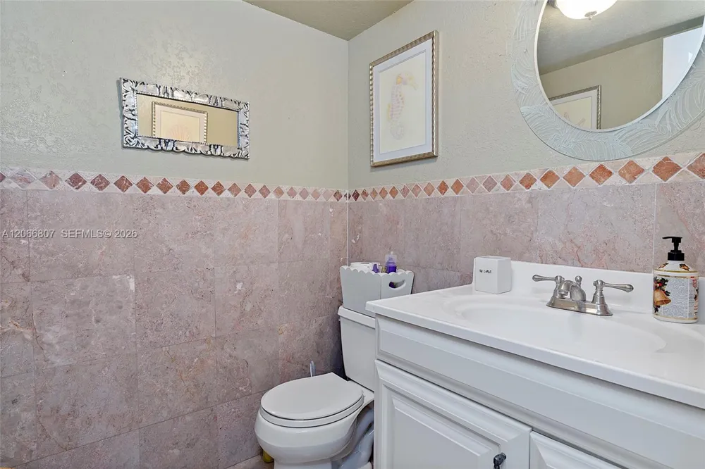 12055 SW 19th Ln #227 Miami, FL 33175