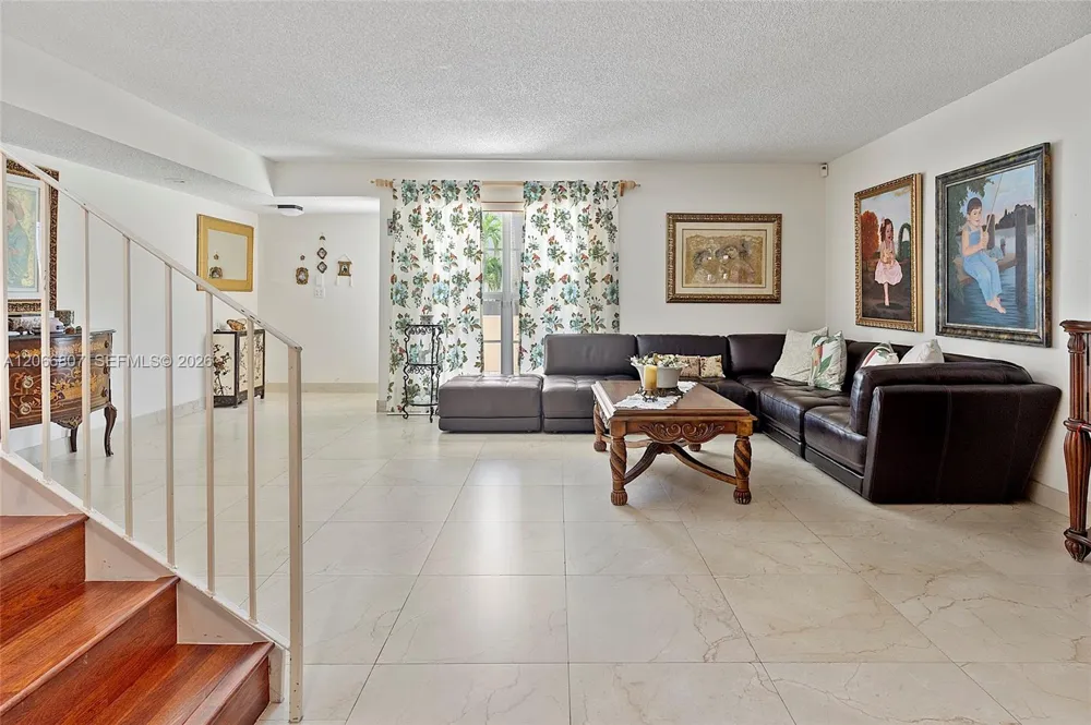 12055 SW 19th Ln #227 Miami, FL 33175
