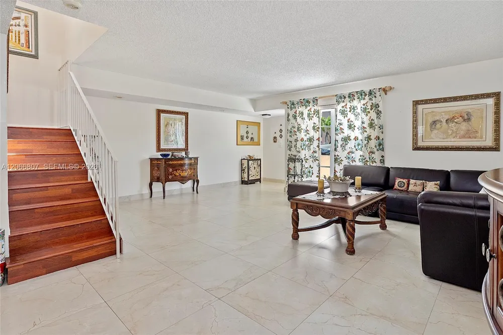 12055 SW 19th Ln #227 Miami, FL 33175