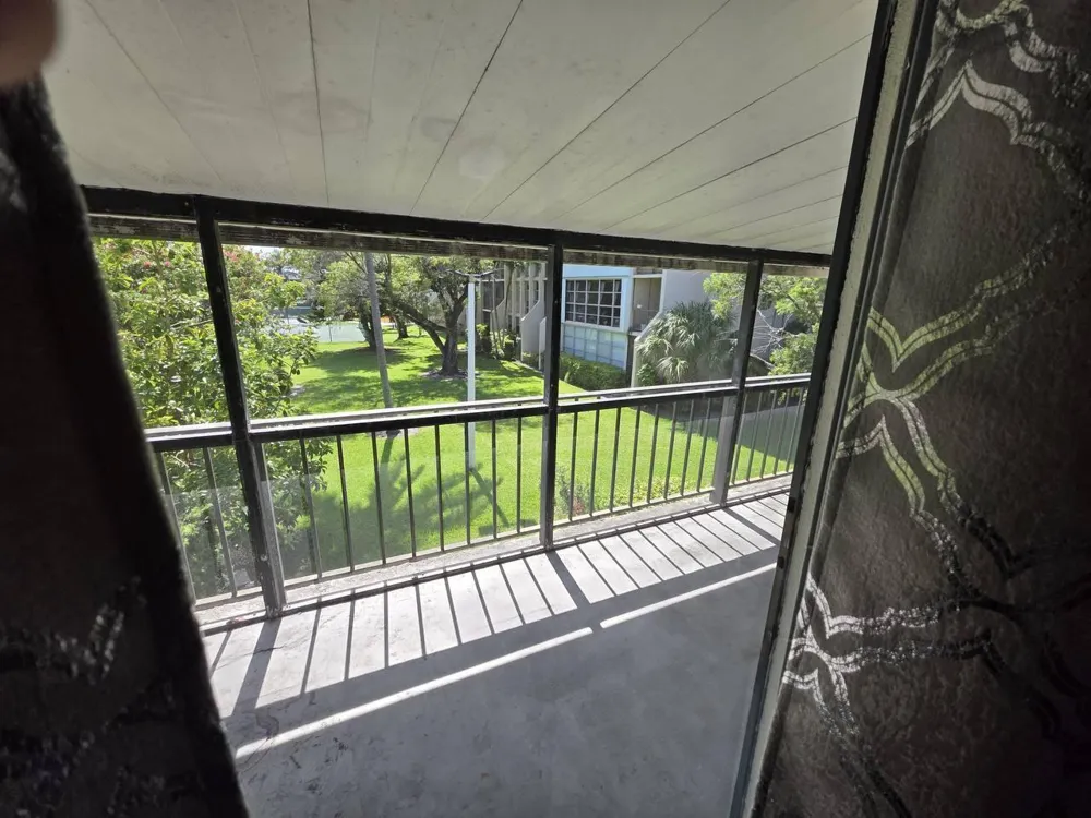 1001 THREE ISLANDS BOULEVARD #36 Hallandale Beach, FL 33009