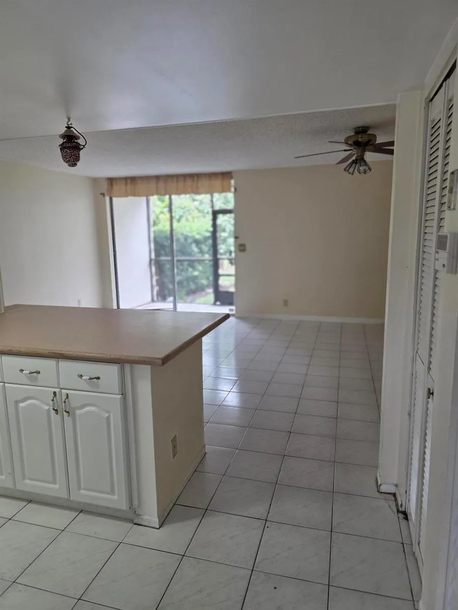 1001 THREE ISLANDS BOULEVARD #36 Hallandale Beach, FL 33009