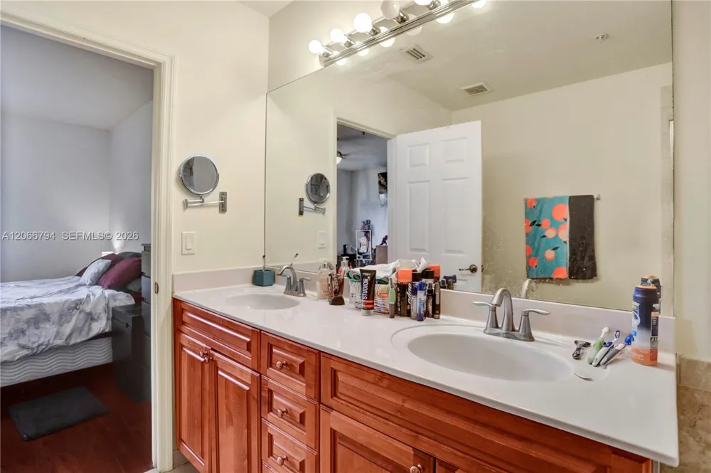 12600 SW 50th Ct #425 Miramar, FL 33027