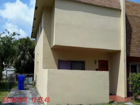 610 SW 80TH TERRACE