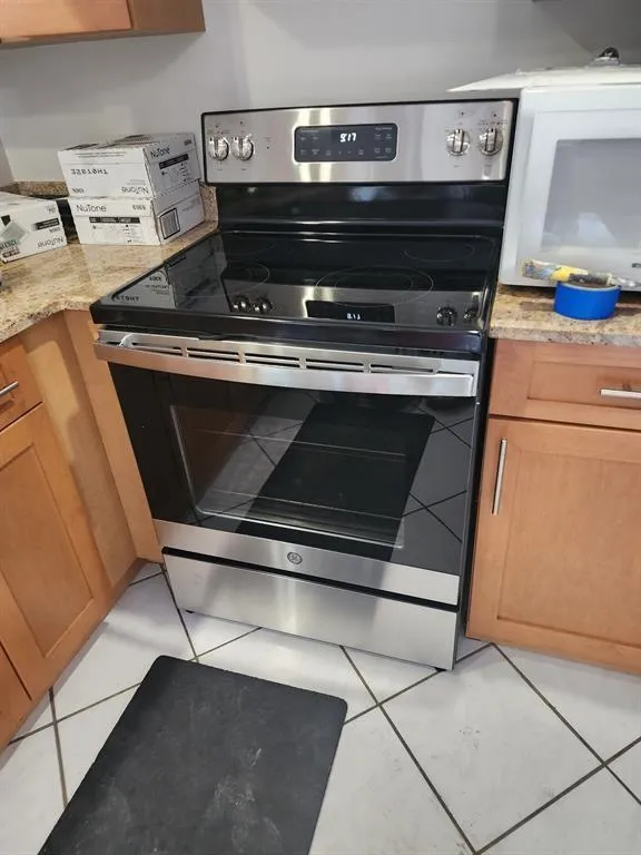 2875 15th Street #2875 Pompano Beach, FL 33062