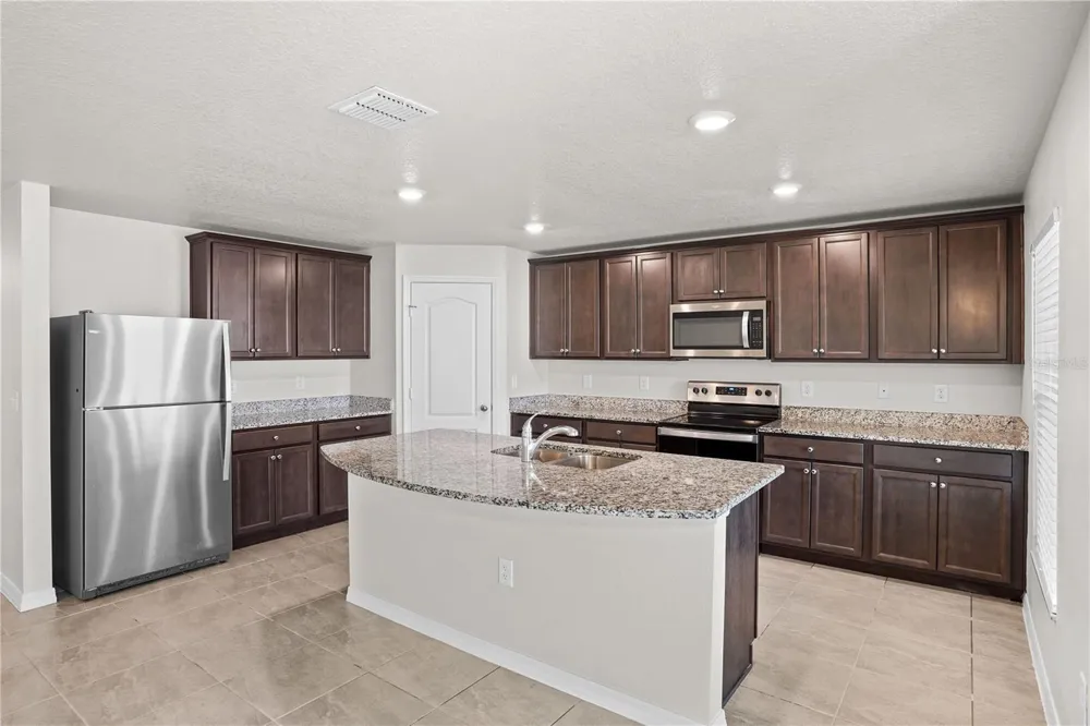 123 VIOLET COURT Poinciana, FL 34759
