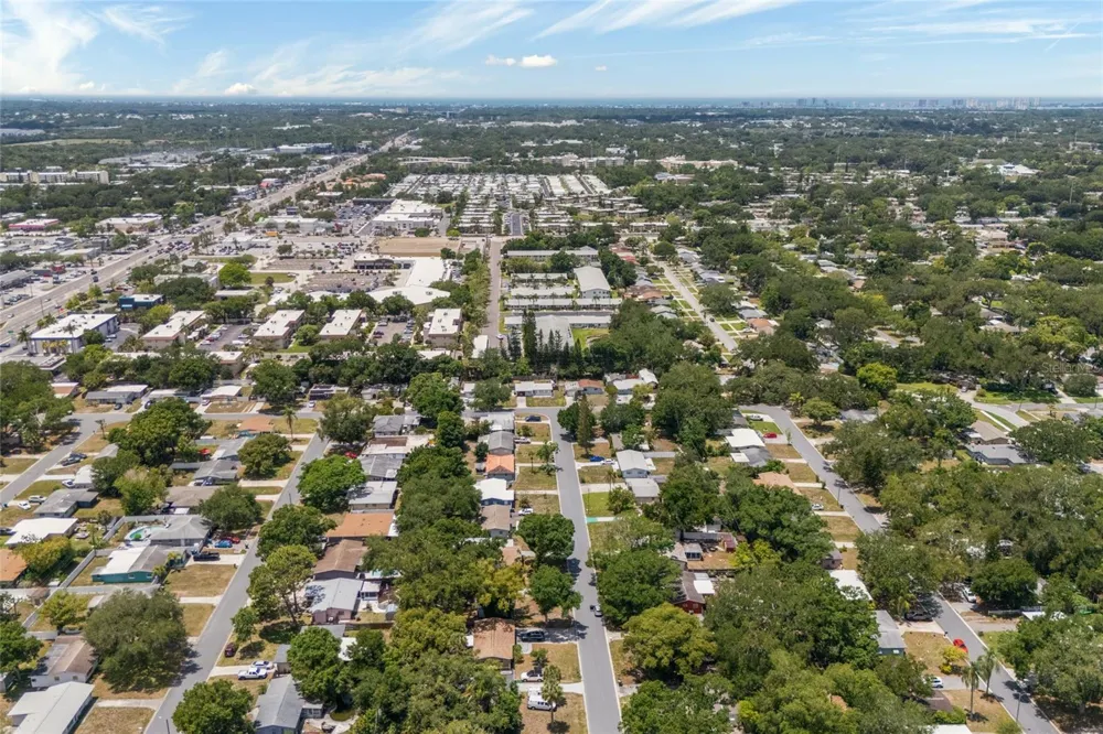 2952 WEBLEY DRIVE Largo, FL 33771